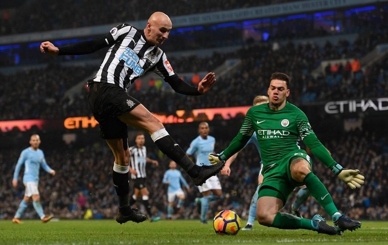 https://bookmaker-ratings.com.ua/wp-content/uploads/sites/6/2019/11/Newcastle-vs-MCi_cr.jpg